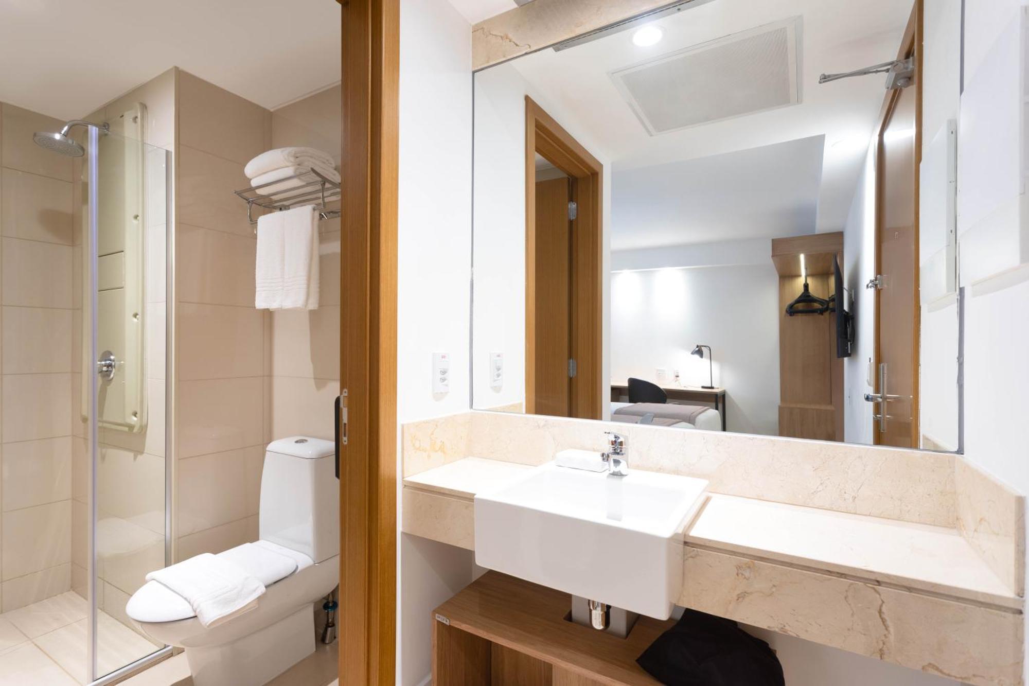 Hotel Tryp By Wyndham Brasilia Nacoes Extérieur photo